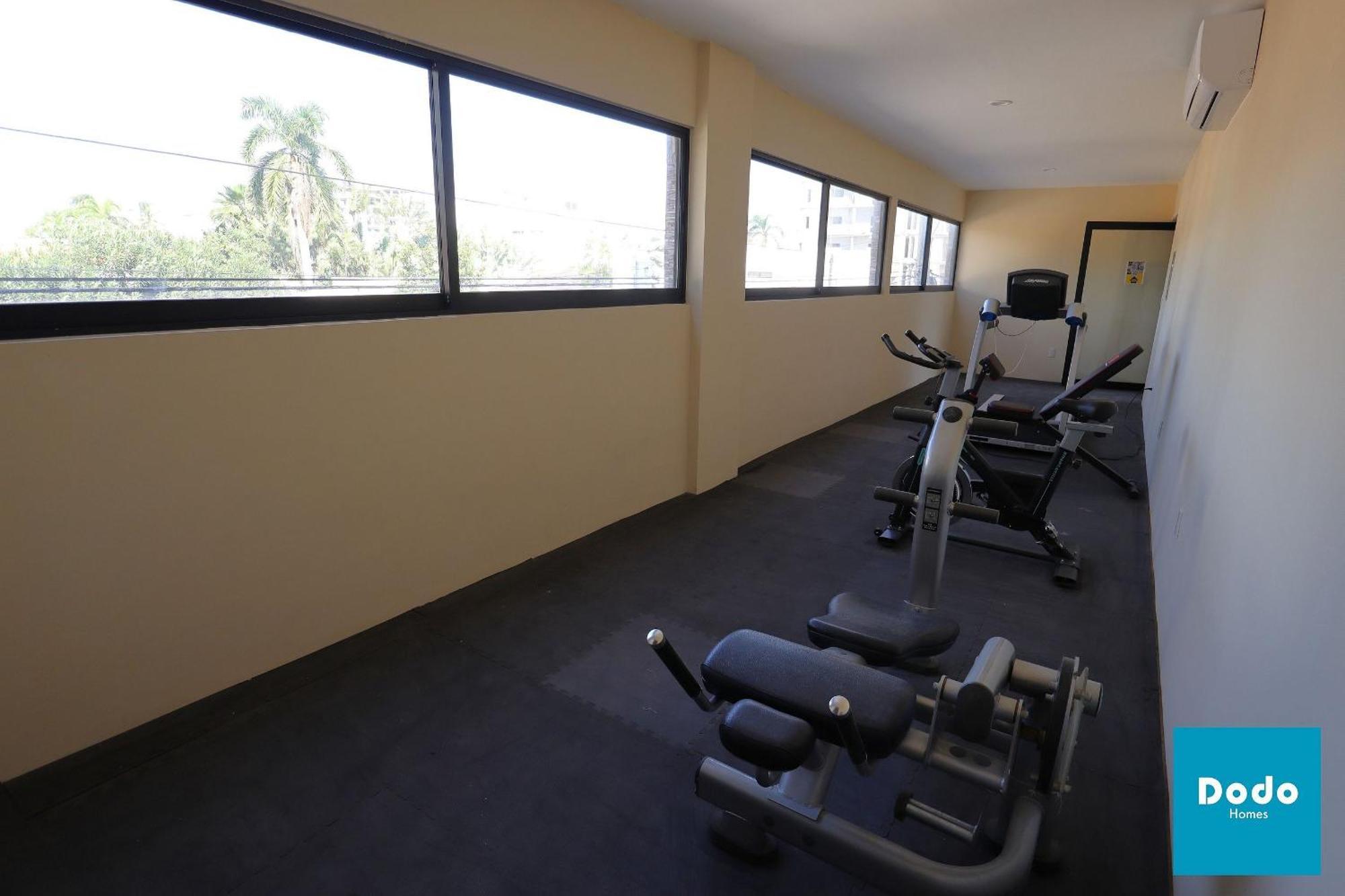 Torre Con Roof Garden Y Piscina Con Vista Al Mar Apartamento