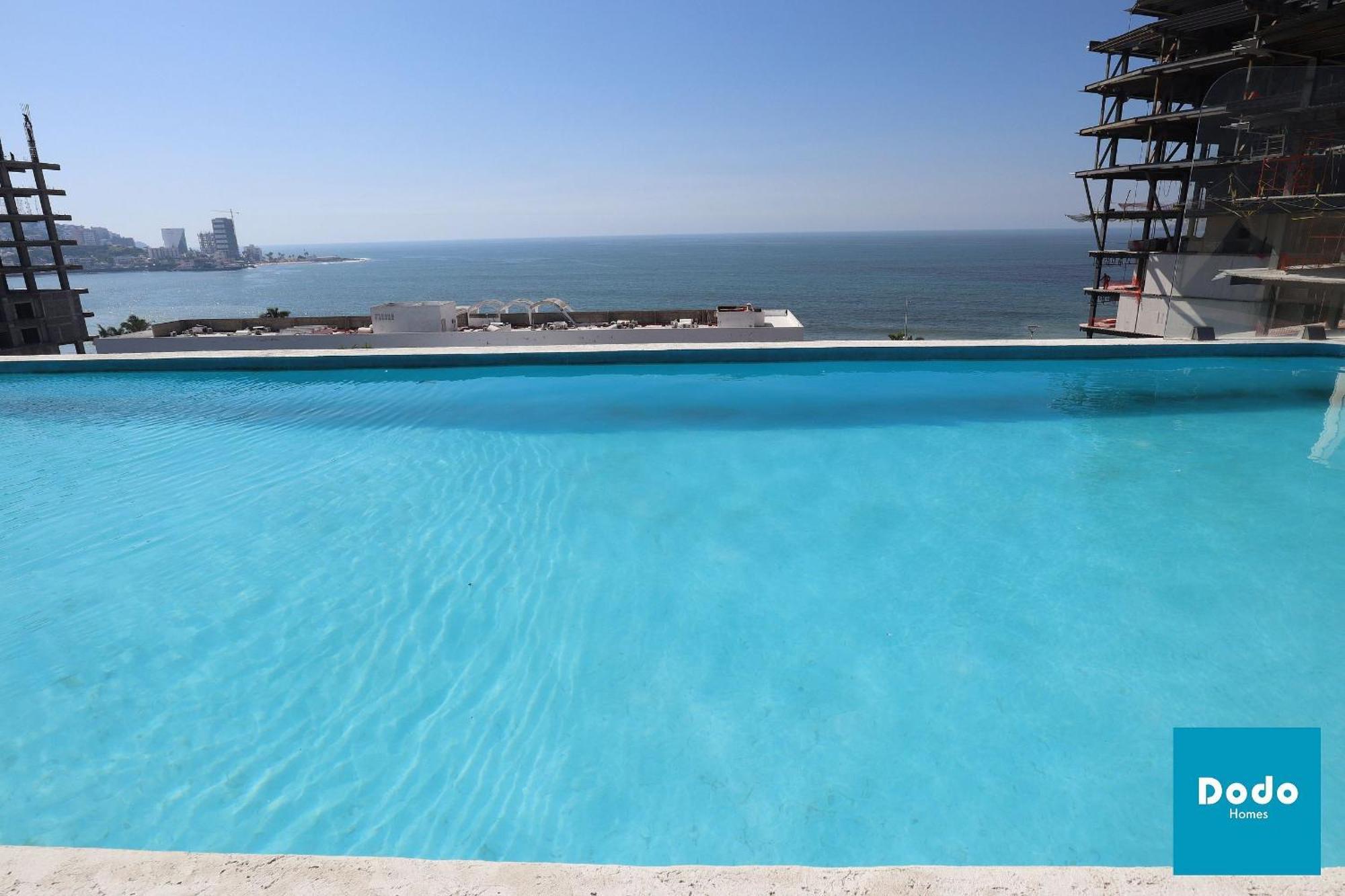 Torre Con Roof Garden Y Piscina Con Vista Al Mar *