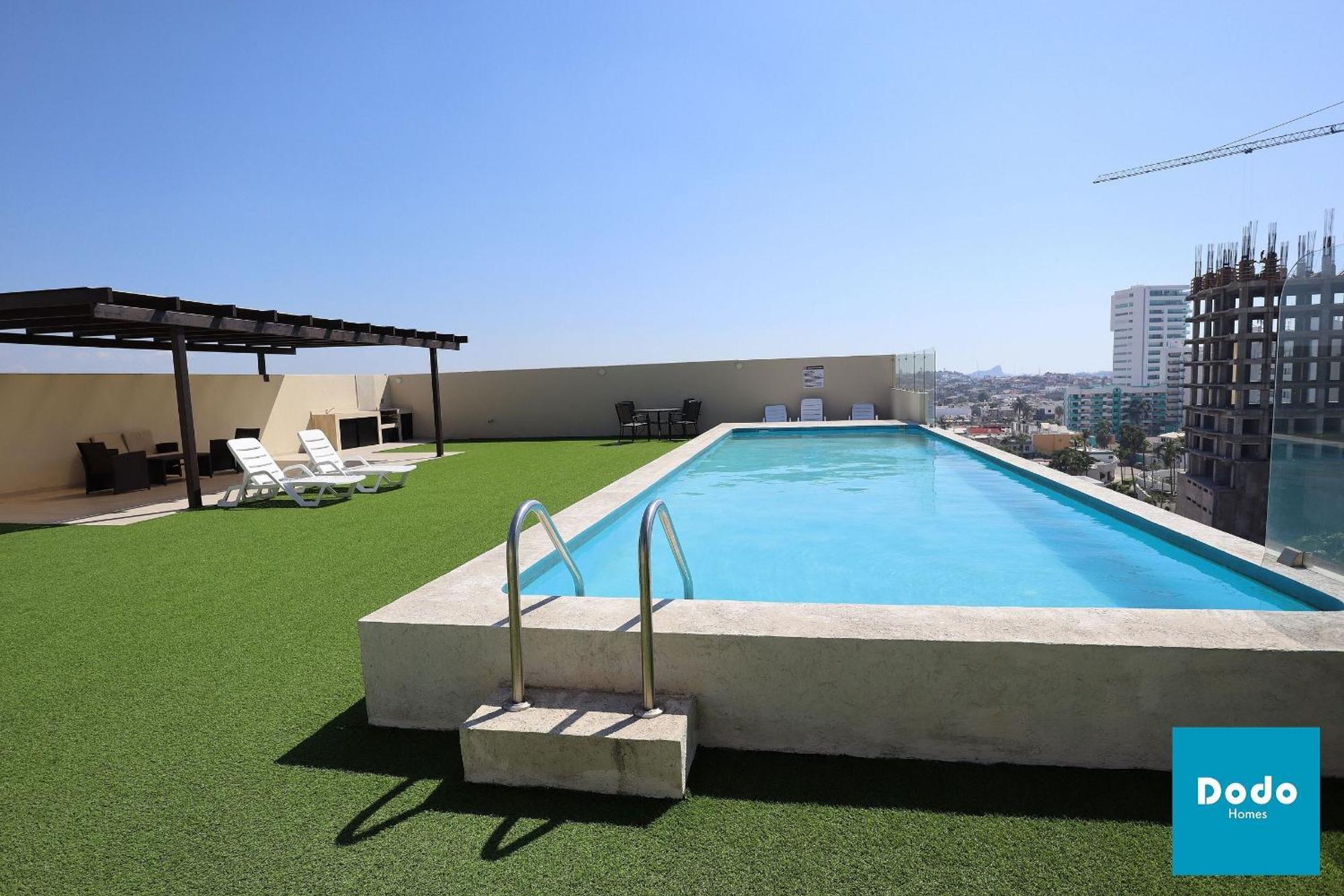 Torre Con Roof Garden Y Piscina Con Vista Al Mar Apartamento
