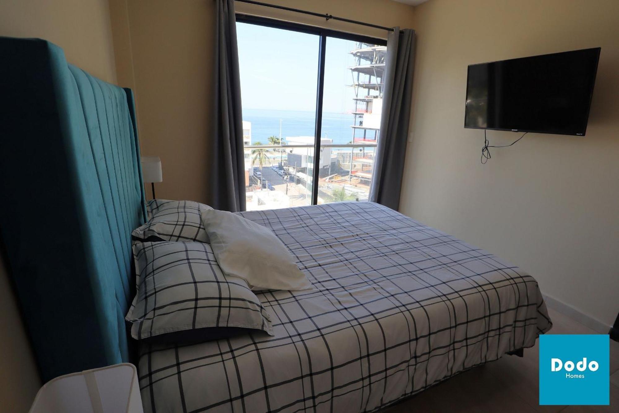 Torre Con Roof Garden Y Piscina Con Vista Al Mar Apartamento